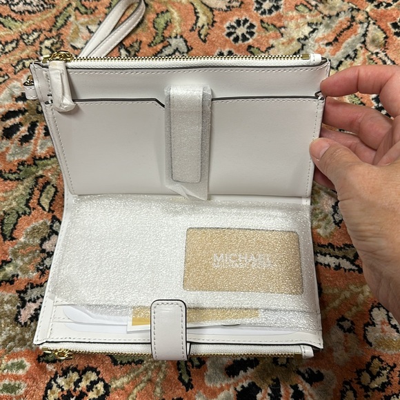 NWOT Michael Kors Wallet - Picture 3 of 7